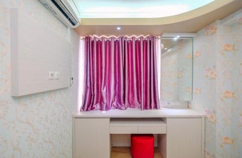 Jatinegara Apartment | Cozy Stay 2BR Bassura City Apartment By Travelio