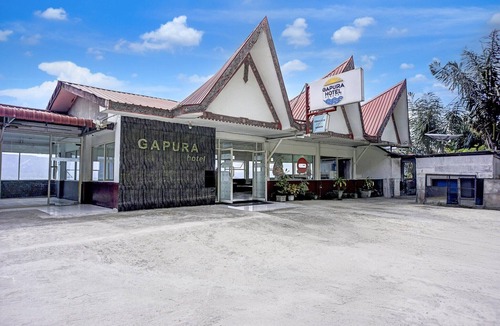 Ambarita House | Cozy Twin Escape with Free WiFi and Parking