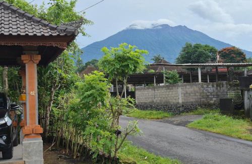 Selat Villa | Cozzy Villa Taman near Sidemen Bali