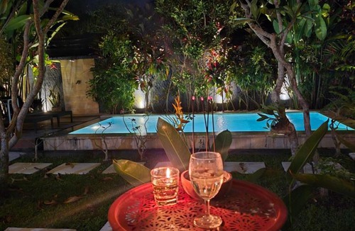 Sayan Villa | D Vivi Houses