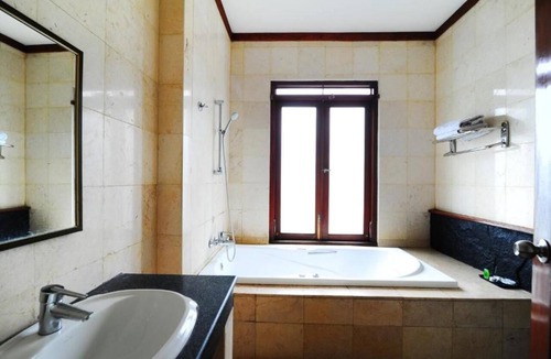 Ciburial Hotel | Dago Highland Resort