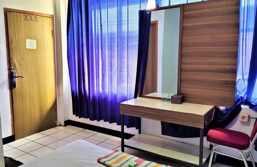Palembang Hotel | De' Premium Hotel Musi Raya