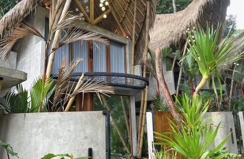 Kedewatan Villa | DeDaun