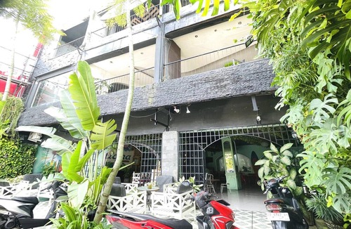 Makassar House | Deluxe Double Near Primaya Hospital