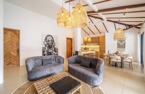 Penestanan House | Designer 3BR Villa w Garden Bath & Pool Ubud