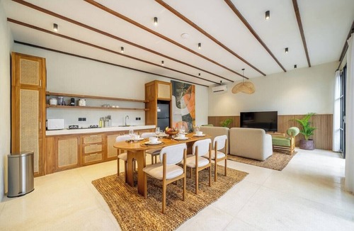 Penestanan Villa | Designer 3BR Villa in Ubud w Pool, Patio & Garden