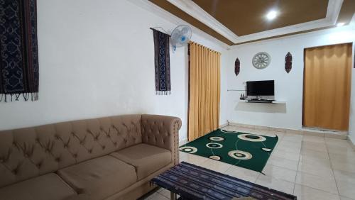 Pagar Alam House | Devania Homestay