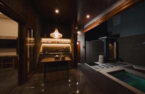Nakula Villa | Dikubu Belong