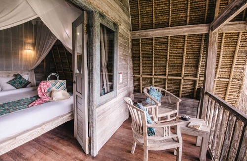 Mushroom Bay Hotel | Dream Beach Huts