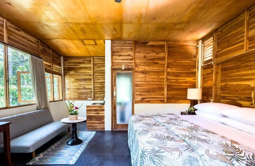 Munduk House | Durenne Bali Retreat - Riverside House 1