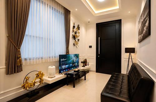 Blimbing Villa | Edelweiss House