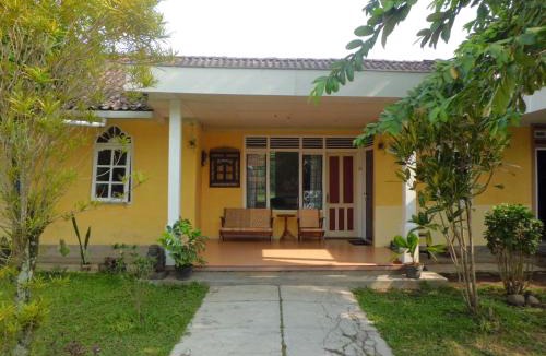 Borobudur House | Efata Homestay
