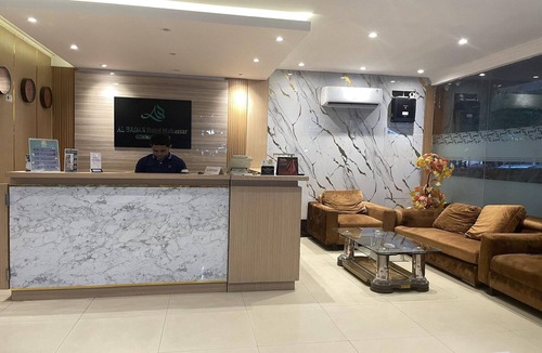 Panakkukang House | Elegant Deluxe Twin Escape Near Mall Panakkukang