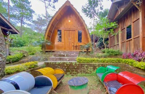 Hargomulyo Cabin | Embun Lawu Cottage Tawangmangu