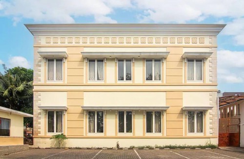 Binong House | Emerald Inn Karawaci