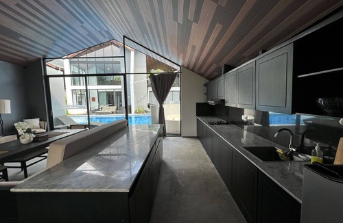 Kampial Villa | Exclusive 2BR Villa with Jacuzzi - MANA VILLAS