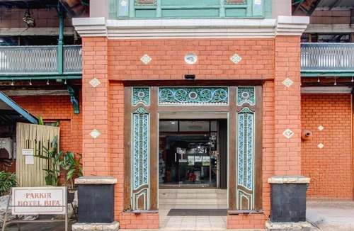 Yogyakarta House | Family Friendly Suite W/Free WiFi Parking and Pool