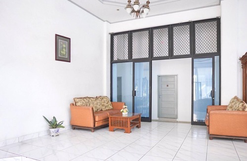 Padang House | Family Luxury Suite W/Free WiFi and Parking