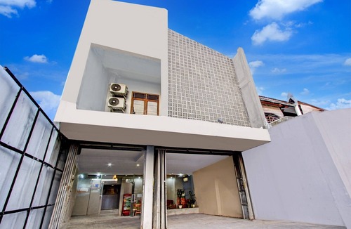 Tegal House | Family Luxury Suite W/Free WiFi and Parking