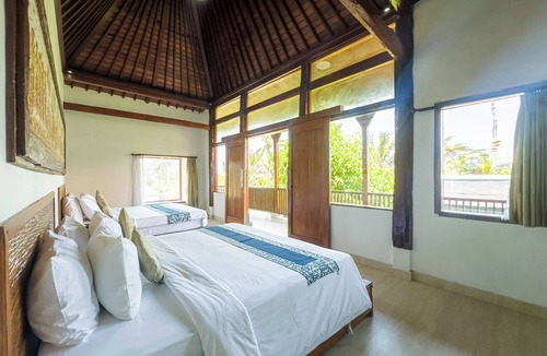 Melayang Hotel | Giriya Amerta Hotel and Restaurant Ubud
