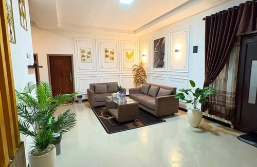 Argosari House | Golden Homestay Tumpak Sewu