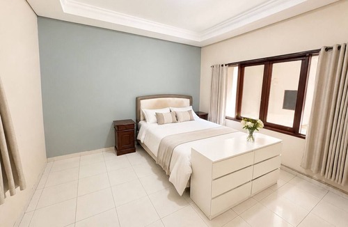 Renon House | Graha Cempaka