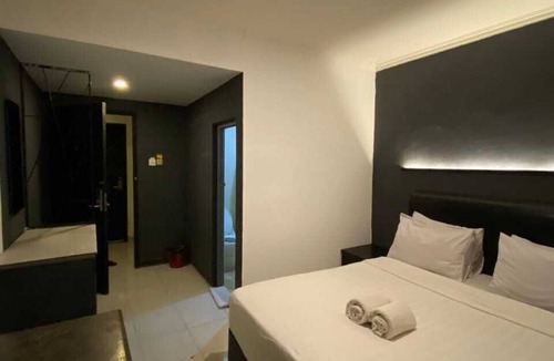 Tulungagung Hotel | Grand Charis Hotel Tulungagung