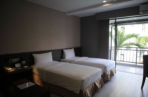Dewi Sri Hotel | Grand Kuta Hotel and Residence