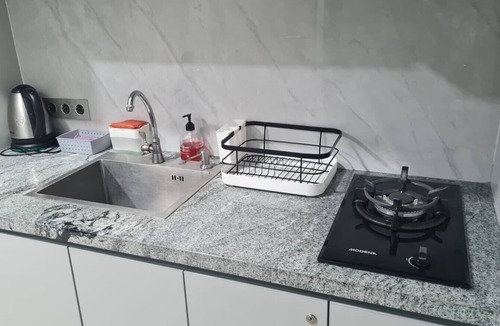 Surabaya Condo | Grand Sungkono Lagoon Caspian Apartment 1BR