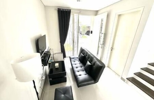 Surabaya House | GreenLake Vista
