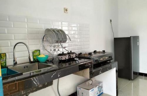 Mertoyudan House | Griya Hafara Home Stay