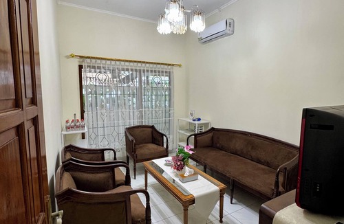 Colomadu House | Griya Helin
