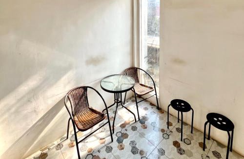 Dinoyo House | Griya Joyo Homestay