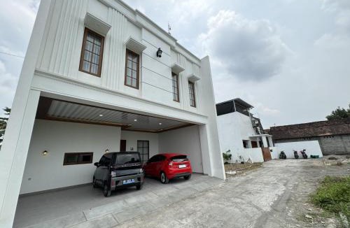 Mlati House | Griya Tegalweru Palagan Homestay Jogja