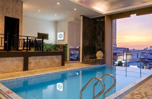 Lubuk Baja Hotel | Harmoni Suites Hotel
