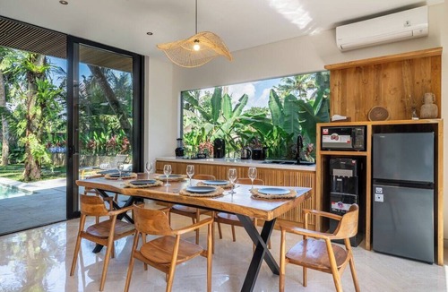 Melayang Villa | Hidden Heaven 3BR Private Pool Villa Tropical Ubud