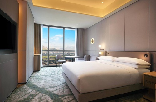 Padalarang Hotel | Hilton Padalarang Bandung
