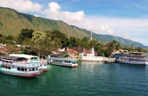 Ambarita House | Home Stay
