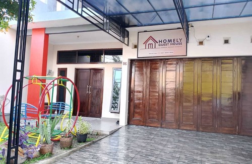 Tegal House | Homely Guest House Tegal