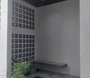 Semarang House | Homestay Berlian T