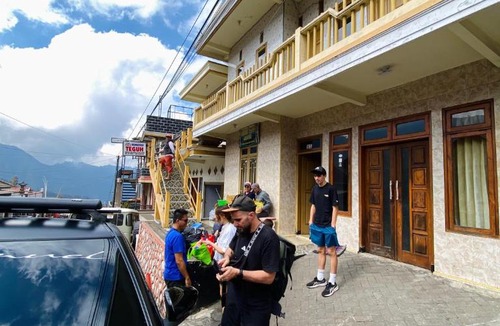 Ngadisari House | Homestay Teguh