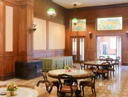 Semarang Hotel | Hotel Candi Baru
