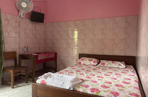 Kretek Hotel | Hotel Carollina Syariah