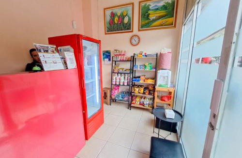 Tanjung Priok Hostel | Hotel Dinar Family