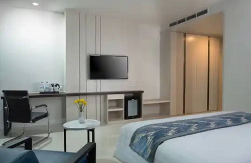 Kotaraja Hotel | Hotel Horison Ultima Entrop