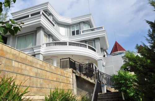 Manado City Centre Hotel | Hotel Minahasa Manado