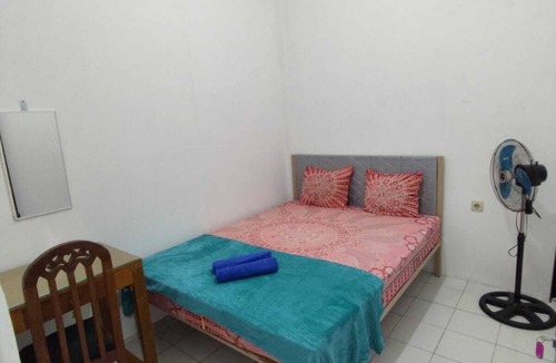 Surabaya Hostel | Hotel MK 27