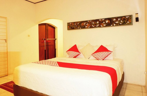 Oro Oro Ombo Hotel | Hotel O Cemara's Homestay