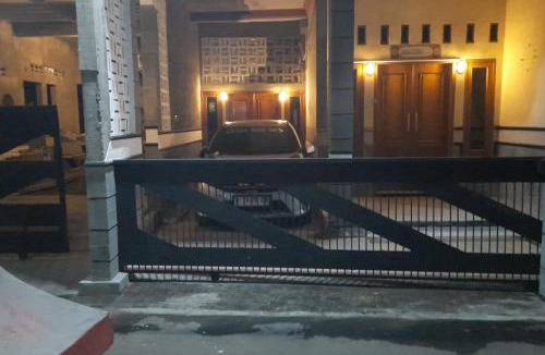 Purwokerto Hotel | Hotel O Chimi Rumah Kost