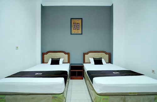 Depok Hotel | Hotel O Depok Near Bhayangkara Brimob Hospital